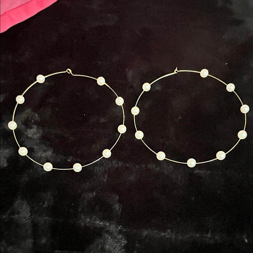 Gold Pearl Accent Hoop Earrings - Women's Fashion Jewelry